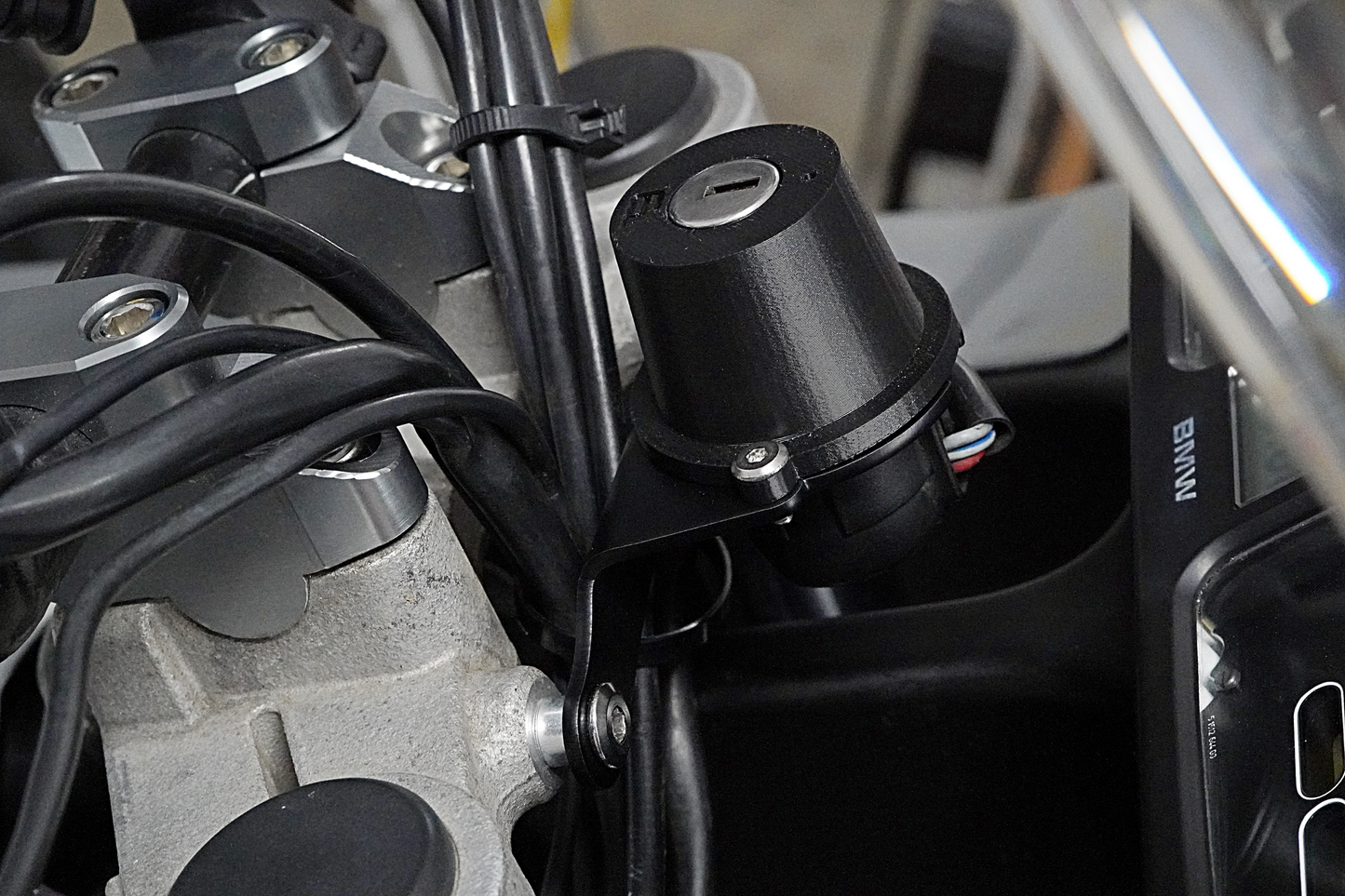 Ignition Mounting Bracket - BMW K75s