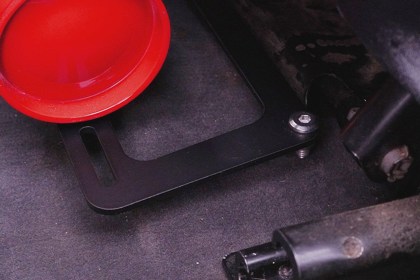 Fire Extinguisher Bracket - BMW E34