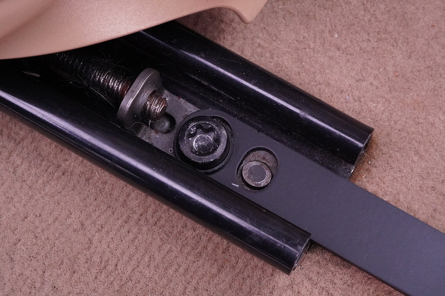 Fire Extinguisher Bracket - BMW E70 X5 (2007-2013)