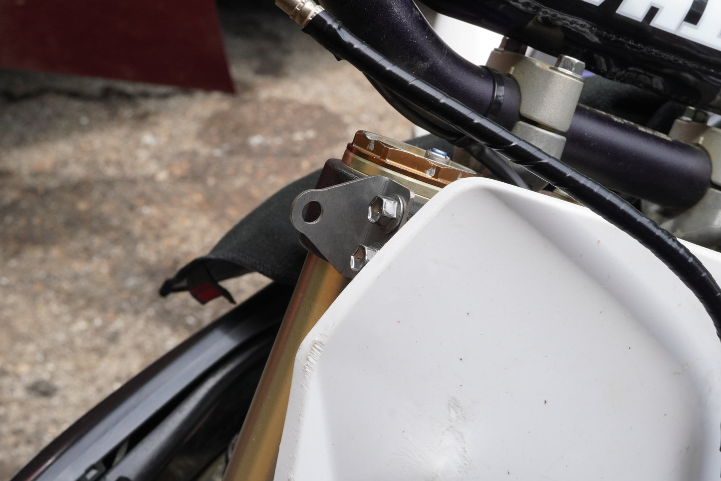 Triple Tree Clamp Light Mounting Brackets - Yamaha YZ250, YZ250F, YZ450, YZ450F
