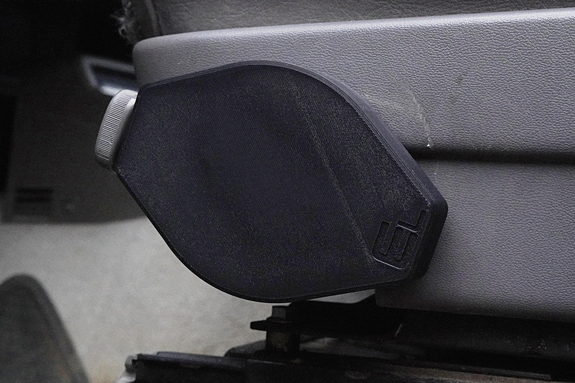 Drivers Seat Adjuster Cover - Isuzu Trooper (1st Gen, 1981-1991)